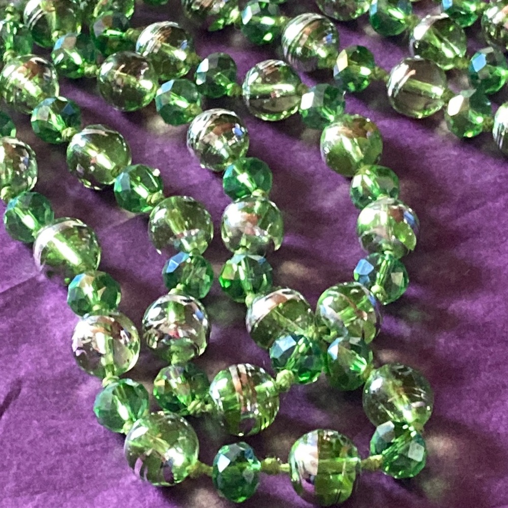 Vintage glass AB coated Neaklace
